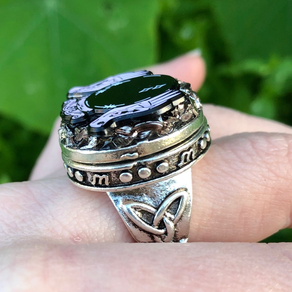 Poison ring! locket oracle occult fortune teller - Picture 5 of 8